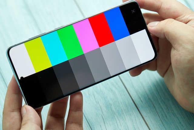 可能是世界上目前最优秀的屏幕？苹果只能做小弟