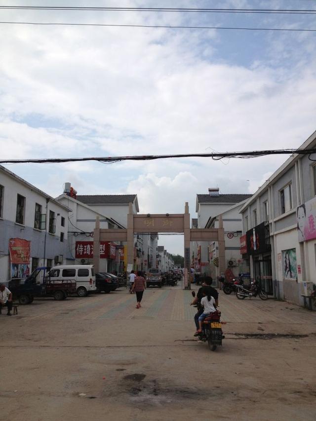 刘强东有哪些不为人知的故事？他的霸道能否成为他成功路上的基石