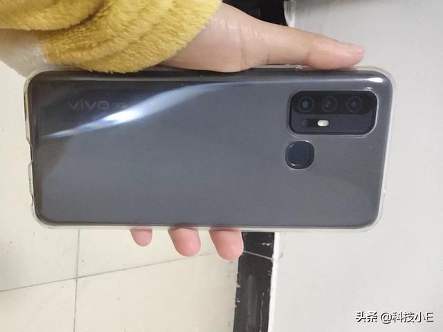 vivo真香双模5G手机，5000mAh大电池+44W快充+128GB，仅2198元