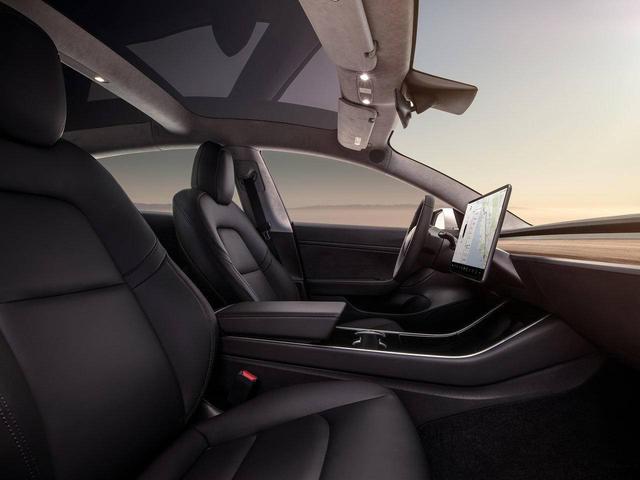 打不垮的小强，干不掉的特斯拉，负面不断的特斯拉销量依然坚挺