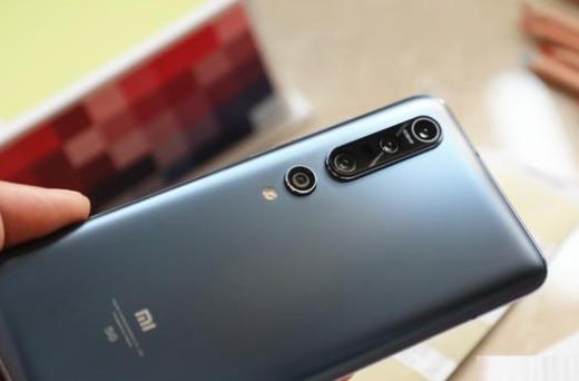 为什么男性喜欢小米，而女性却更喜欢OPPO和VIVO？原来是定位问题