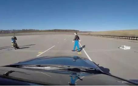 你敢把生命交给自己的车吗？自动刹车系统到底靠不靠谱？