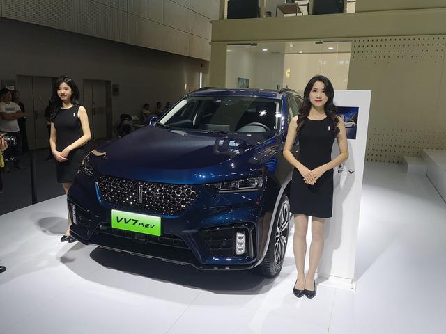 长得好看/还省油，5款插电式混动车型随意选，百公里最低油耗1.5L