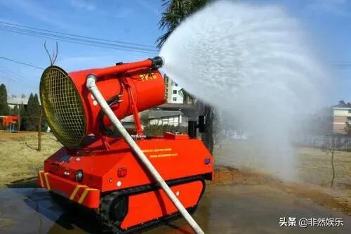 为什么日本在研究人工智能机器人时喜欢女机器人？