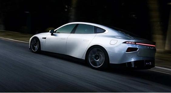 这些性能，新能源车已经远远超过燃油车了，你心动了吗