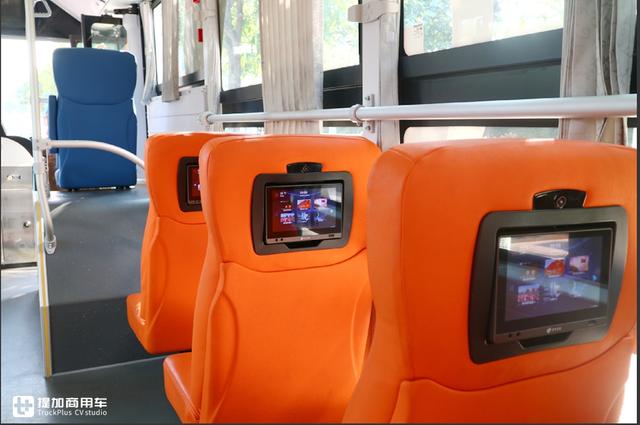 真正的国产技术，上海申龙打造的无人驾驶公交上路了，你敢坐吗？