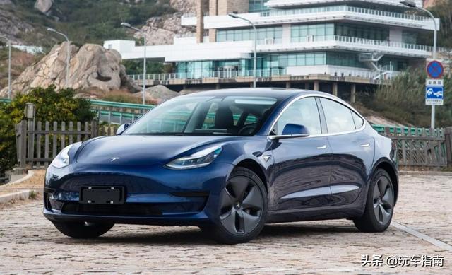 30多万的特斯拉太低调？车主花2万升级套件，跑车味道就出来了