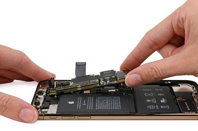 手机8G内存性能比12G强？为什么手机双通道内存反而不好使了