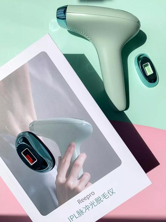 小米有品年轻人首款"除草机"，600000次闪光，飞利浦：难以置信