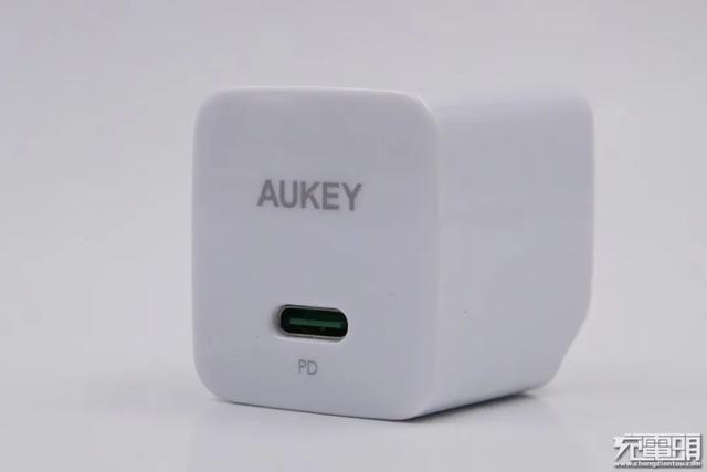 比小米更超前，原来这17家电商品牌早已入局氮化镓快充