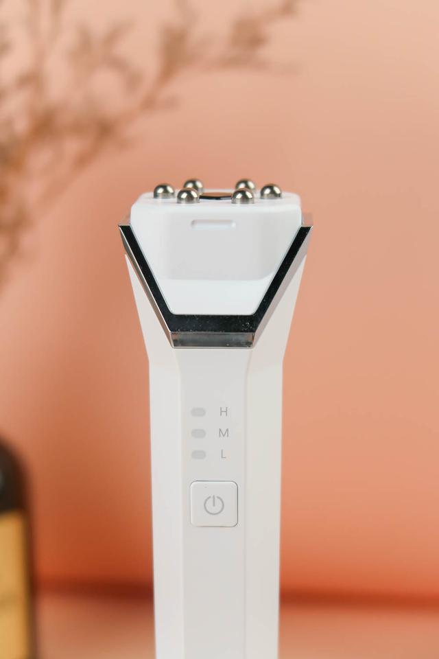 小米有品爆款！年轻人的第一支“仙女棒”，6颗钢珠，90后：要买