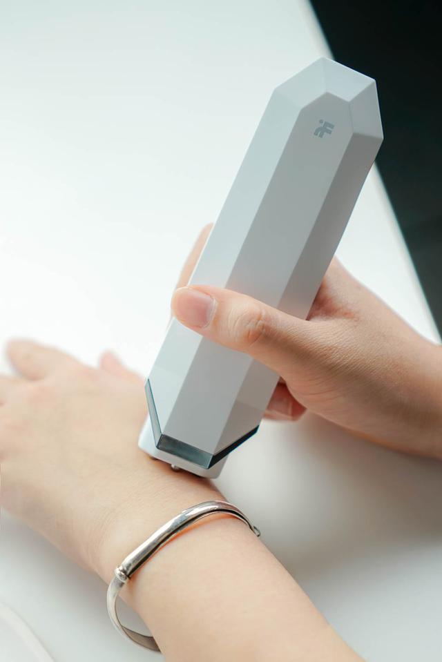 小米有品爆款！年轻人的第一支“仙女棒”，6颗钢珠，90后：要买