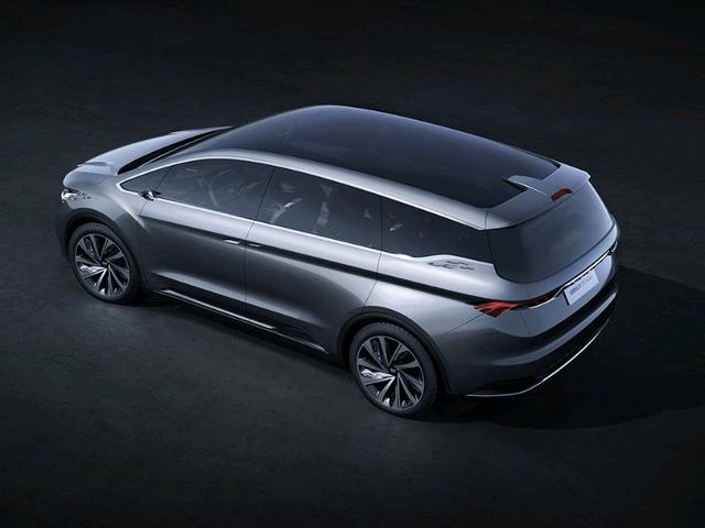 吉利沃尔沃全新MPV曝光，增程式+侧滑门，竞争奔驰V级