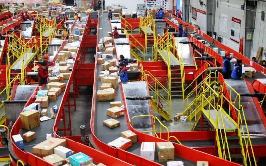 刘强东“离开”公司，网友说很“明智”，他那晚“花了”多少钱