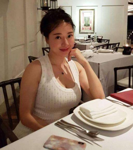 刘强东“离开”公司，网友说很“明智”，他那晚“花了”多少钱