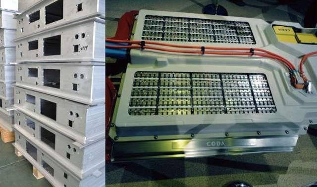 首批新能源汽车换电池，看到价格后，车主：怎么不去抢啊