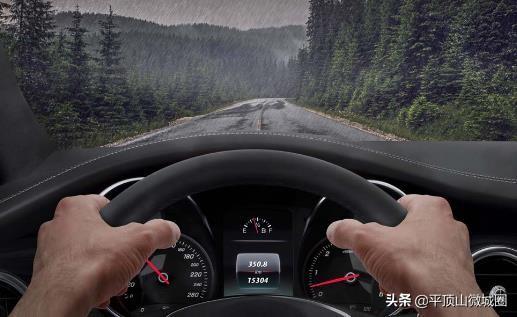 自动挡汽车禁忌切勿犯 一旦发生毁车只在一瞬间