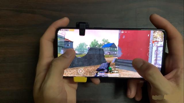 腾讯以不正当竞争为由，起诉“吃鸡”外设厂商，将于5月11日开庭