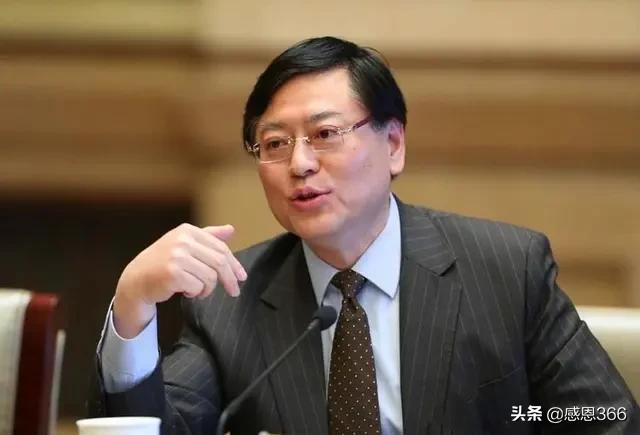 “叫板”美国, 华为改写“行业规则”, 杨元庆却措手不及