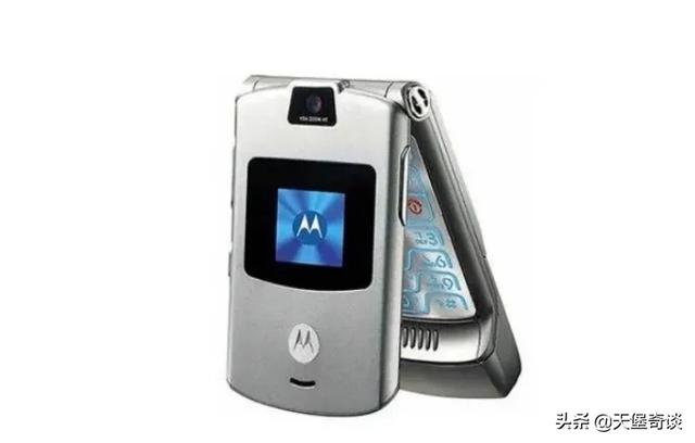 谷歌125亿买进摩托罗拉，2年后29亿卖给联想，背后却赚翻了