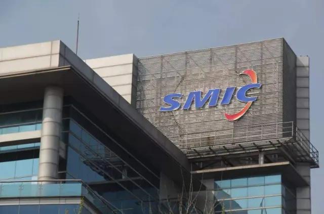 拒绝三星，华为再次亮剑！受益者不只是京东方