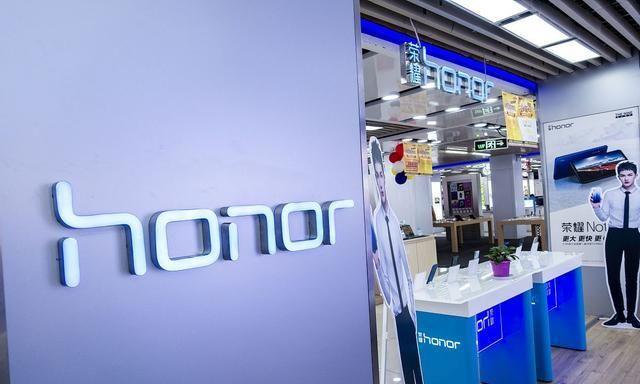 “伪”骁龙和“假”麒麟：荣耀手机在“谐音梗”营销中越走越远