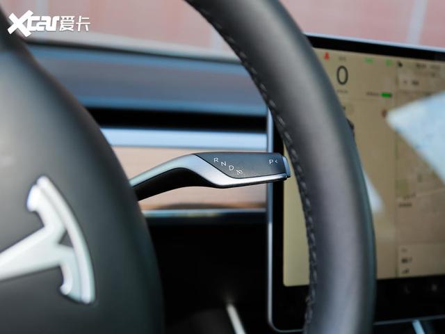 2月销量跌回14年前 新能源逆势跻身综合轿车销量榜