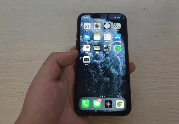 库克扛不住了！128GB+Face ID+18w快充，从6499元跌至3550元