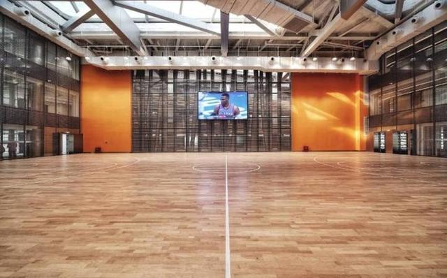 腾讯控股基础研究——工作环境