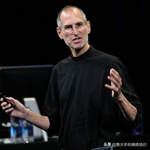 乔布斯与库克：苹果的两个极端