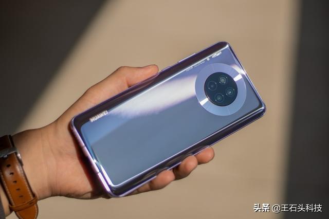 外放音质绝佳的手机，除了苹果以外，还有哪些用双扬声器的？