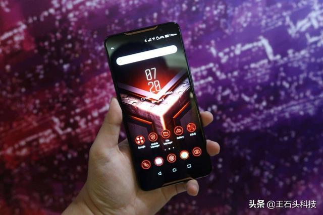 外放音质绝佳的手机，除了苹果以外，还有哪些用双扬声器的？