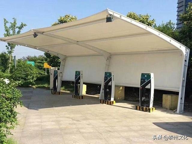 今年底，江苏每10公里建一个电动汽车充电桩！