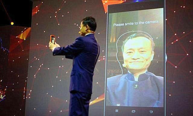 新消息：华为或危险，UOS系统发力，全新支付方式已大范围普及！