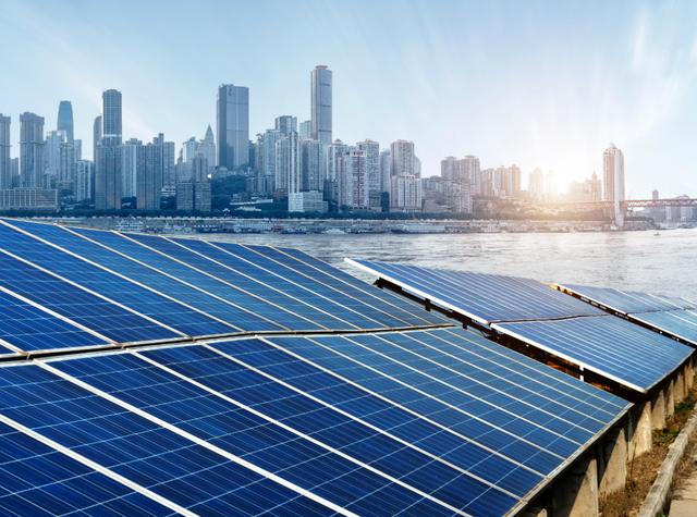 马斯克与新能源，特斯拉或成太阳能汽车