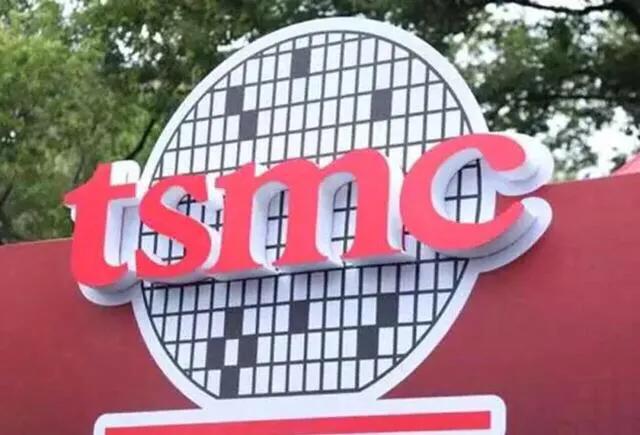 争气！国产14纳米芯片曝光，华为危机或解除，特朗普这下没辙了