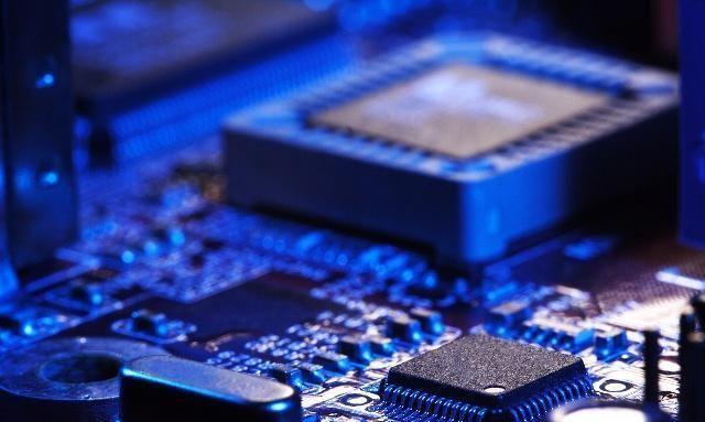 接连突破10nm以及7nm，中兴开始研发5nm芯片