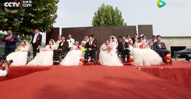 拿到阿里云客服工号的那一刻：“世界，真的把我当正常人了”