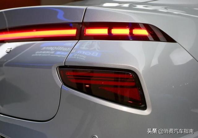 比亚迪压力大了！比唐漂亮，无框门+隐藏把手，未上市订单超1.5万