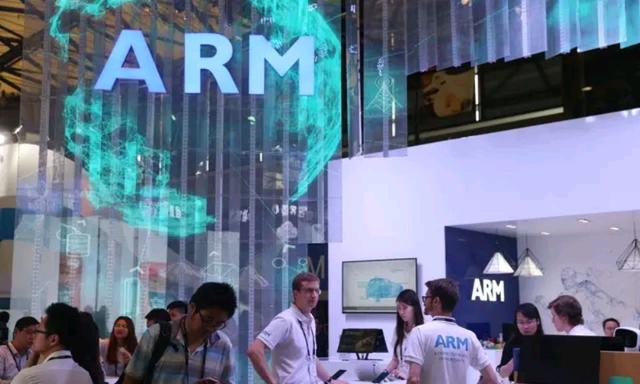 华为做到了！这可能是“中国芯”最辉煌的时刻，全面自主时代来了