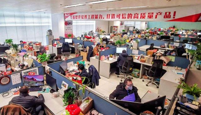 华为人均工资110万，流水线普工的工资能拿多少？