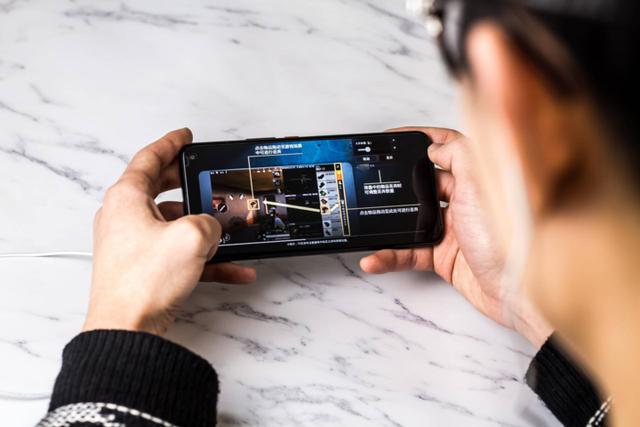 iQOO 3 体验：一专多能哪能样样精通