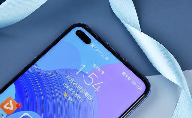 华为Mate30 Pro跑分无缘前十，流畅度却排第二！