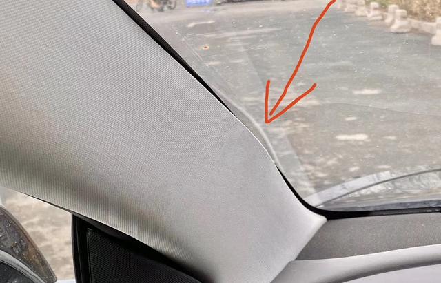 拼接缝不均匀、门把手无法回拉，国产Model 3做工竟糙成这样