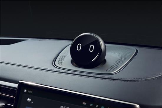 蔚来ES8一键加电，解锁代客加电，无接触补能