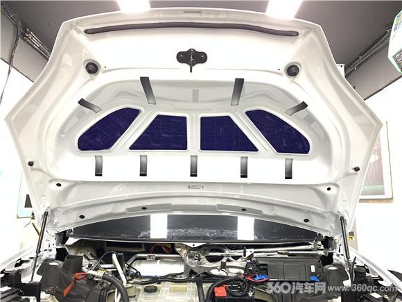 不再意会隔音效果用数据说话！特斯拉升级阿德萨天空系列整车实测