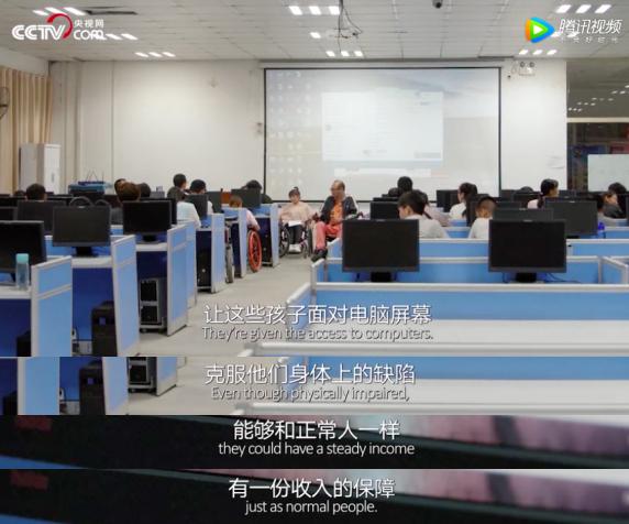 拿到阿里云客服工号的那一刻：“世界，真的把我当正常人了”