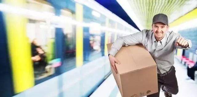 为什么网购几块钱的东西，还能免快递费？原来其中套路这么深