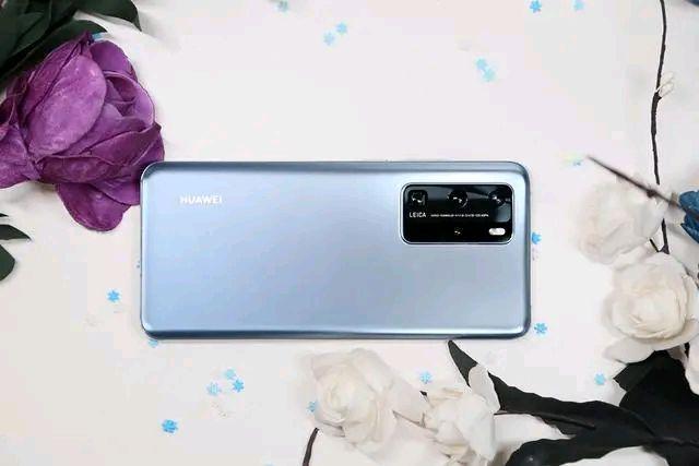 华为屡次拿单反作品冒充手机拍摄，原谅它的是花粉，消费者不认！