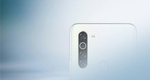 搭载了自研中国芯的F50 5G的售价被紫光截胡，这波操作有点厉害了